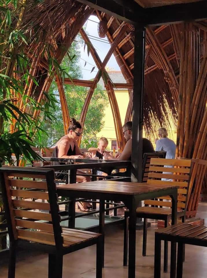 Bamboo Resort Дуонг-Донг Экстерьер фото