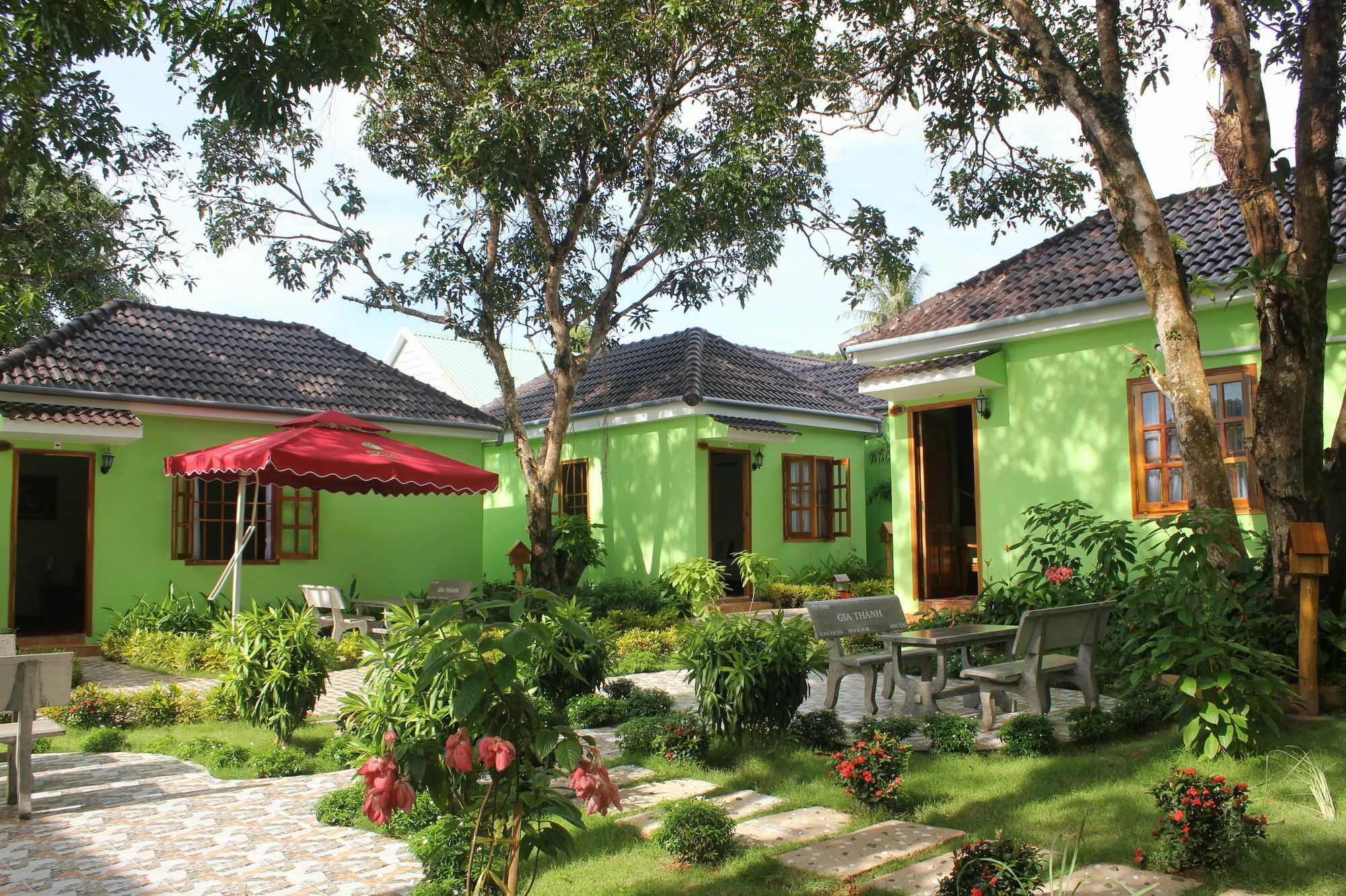 Bamboo Resort Дуонг-Донг Экстерьер фото