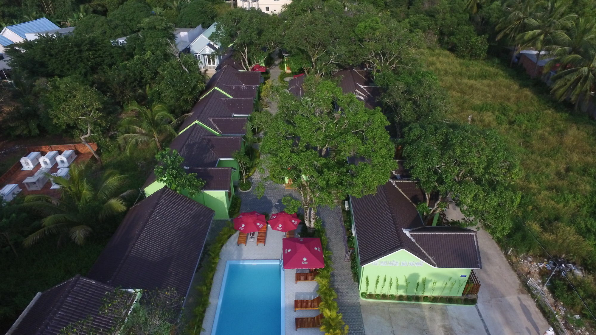 Bamboo Resort Дуонг-Донг Экстерьер фото