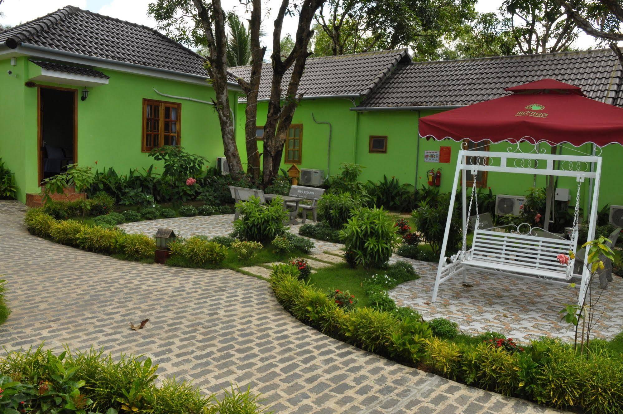 Bamboo Resort Дуонг-Донг Экстерьер фото