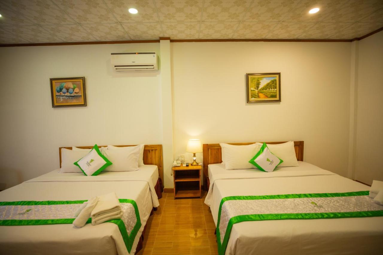 Bamboo Resort Дуонг-Донг Экстерьер фото